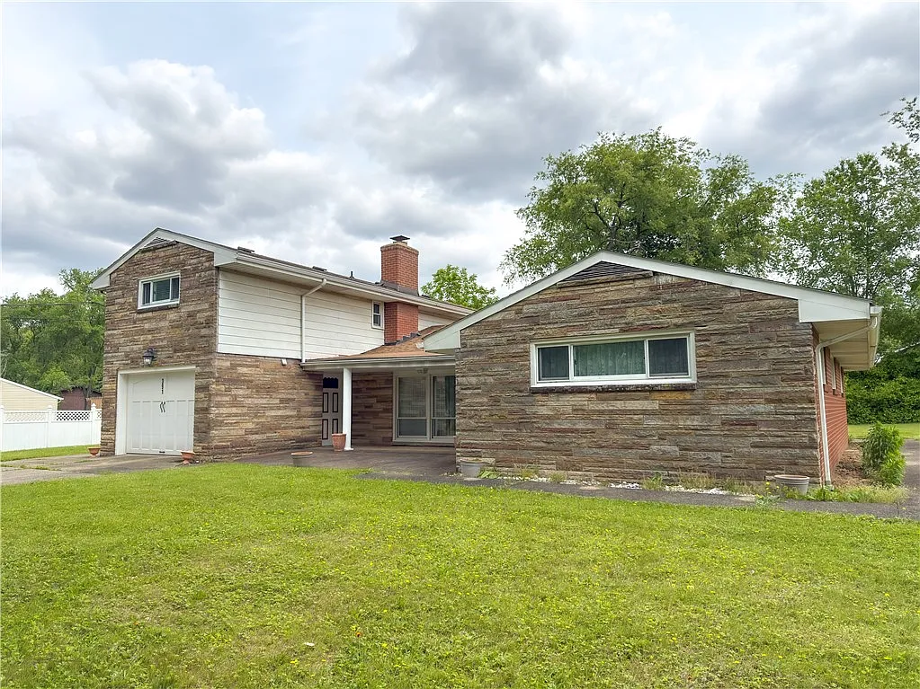 391 Golden Grove Rd photo 1