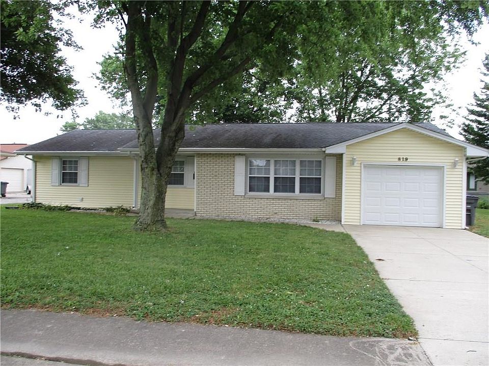 1st image of 819 Maplewood Dr