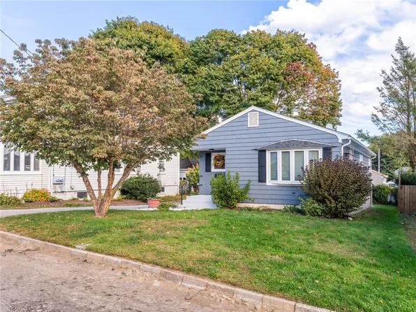 53 Audubon Ave, North Providence, RI 02908