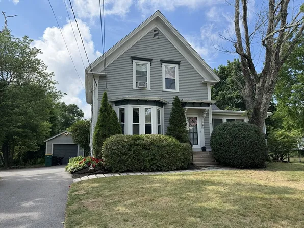 200 Elmwood St, North Attleboro, MA 02760