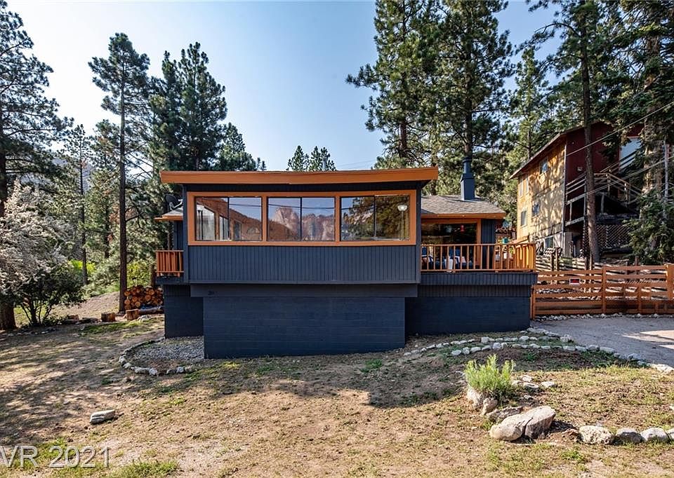 1st image of 3977 Mont Blanc Way