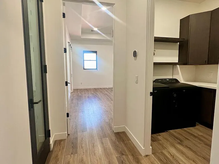 485 Windsong Dr — Photo 12