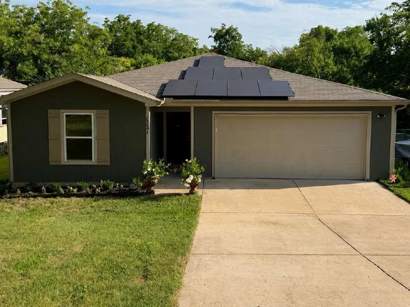 1521 W Gandy St, Denison, TX 75020