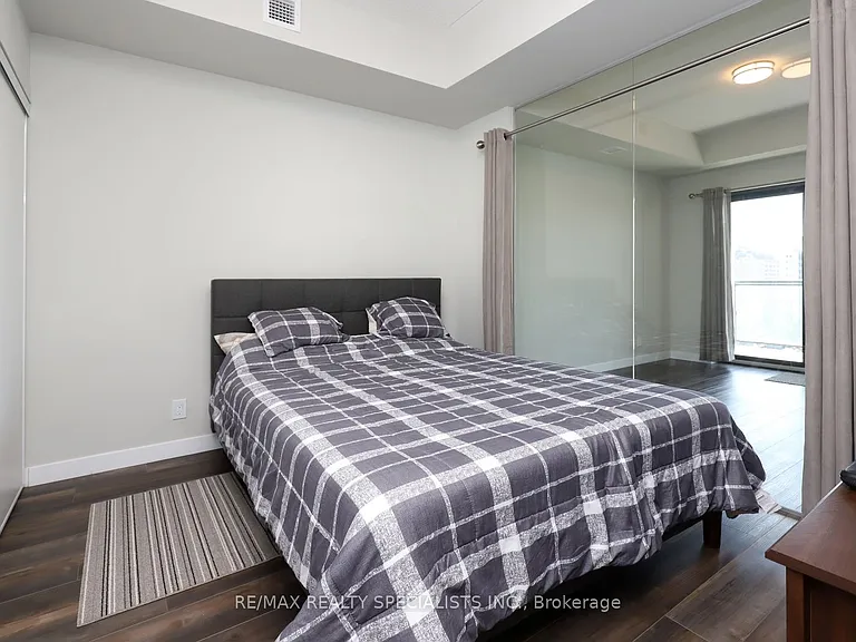 15 Queen St S #1101 — Photo 16