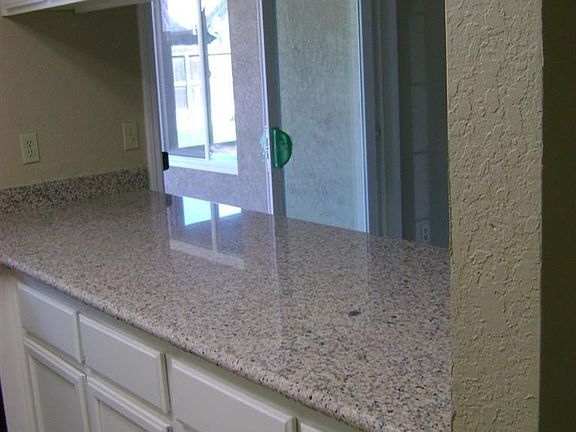 4th image of 4509 Trowbridge Ln