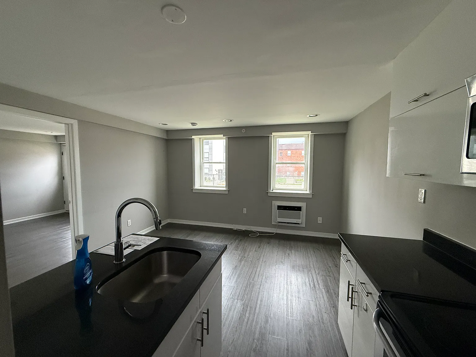 1 bed, $1,400 — Photo 4