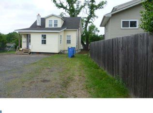 900 6th Ave, Croydon, PA 19021