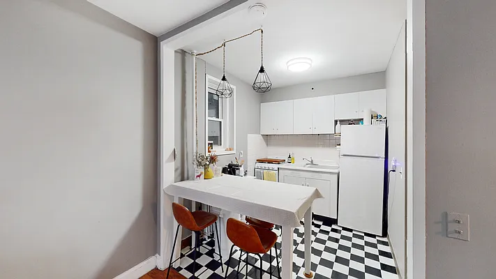 Rented by Oxford Property Group | media 13