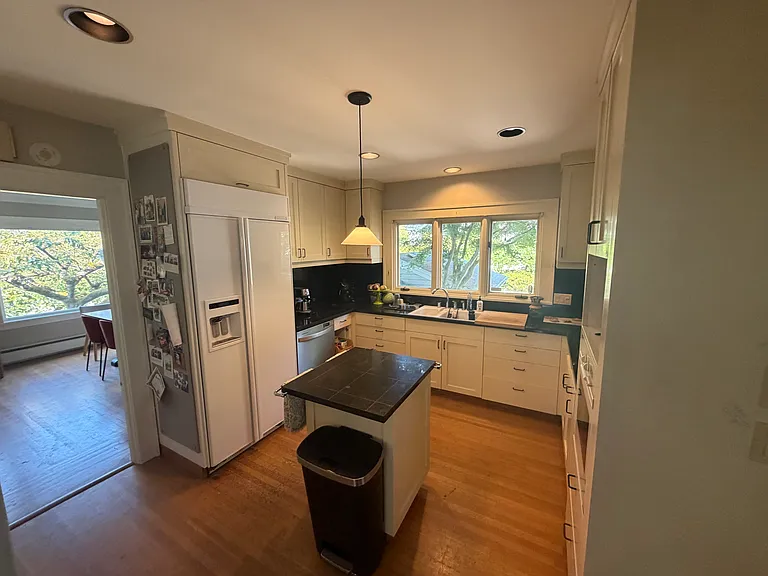 5268 16th Ave NE — Photo 5