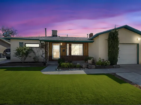 2834 Palomas Dr NE, Albuquerque, NM 87110