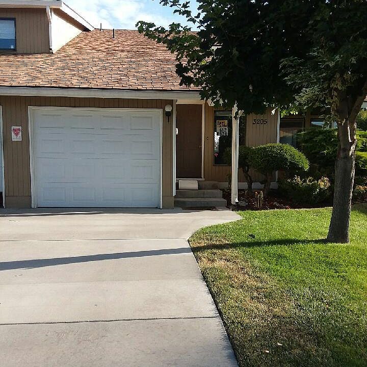1st image of 3207 Vincenta Dr