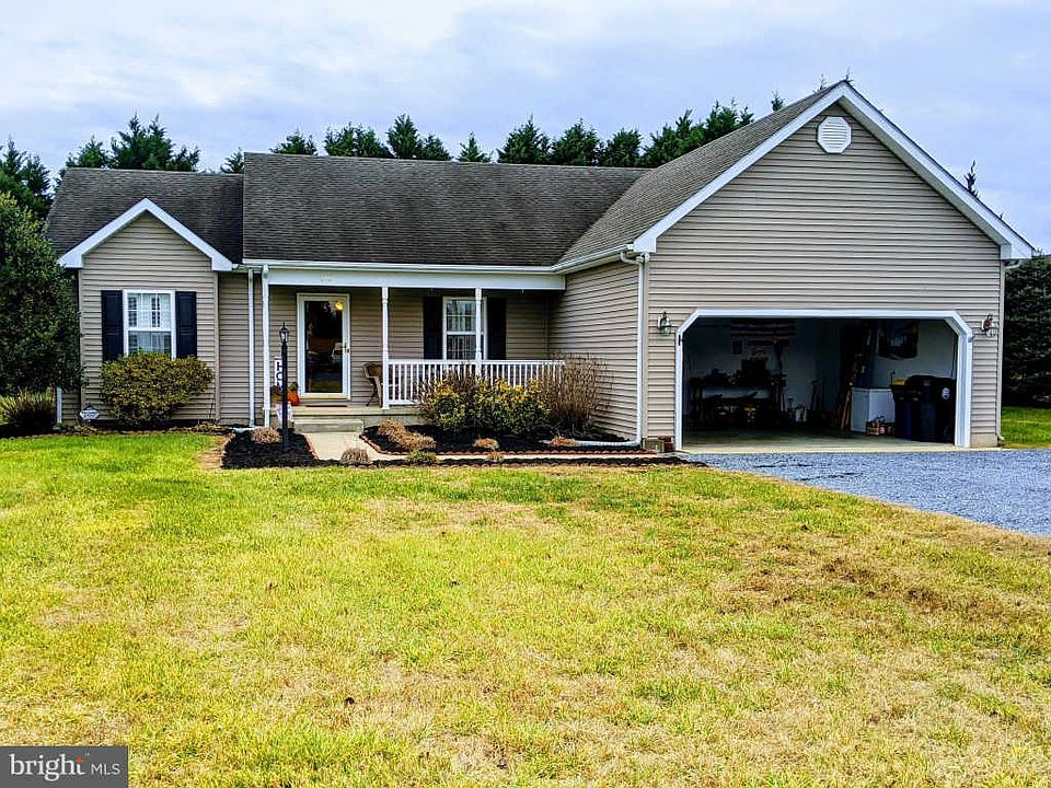1st image of 318 Jefferson Woods Dr