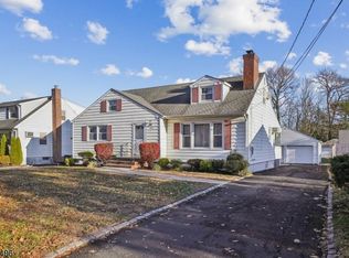 663 Mountain Ave, Springfield, NJ 07081