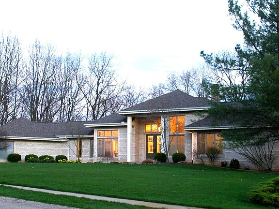 2nd image of 1625 Flowers Mill Dr NE