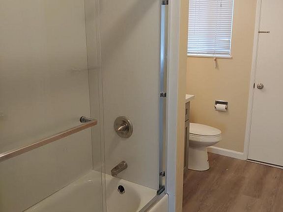 5th image of 391 Curtner Ave APT C