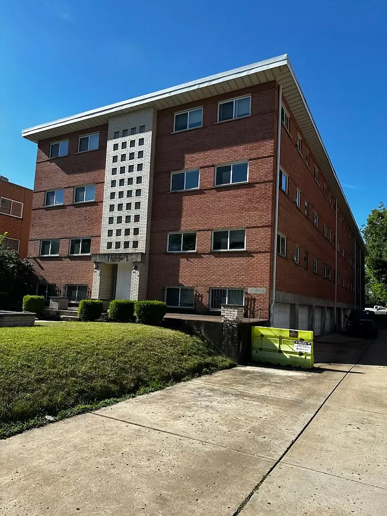 TVC - Russell Building — Photo 3
