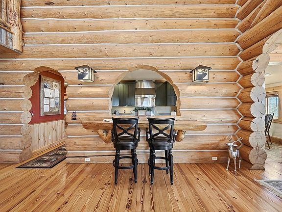 4th image of 252 Iron Mountain Rd