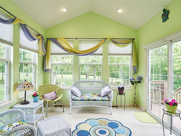 4th image of 7651 Thorntail Ct #85