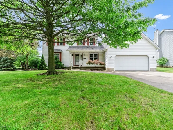 541 Barker St, Wellington, OH 44090