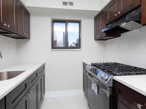 6935 N Broad St #A1, Philadelphia, PA 19126