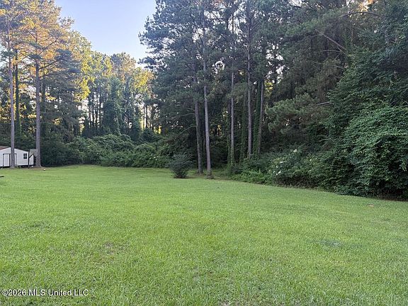 5th image of 1612 Shelby Ln SW