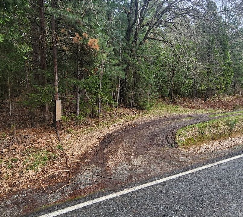 2nd image of Azalea Glen Rd