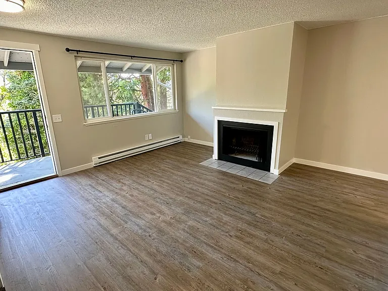 2000 Knox Ave — Photo 12