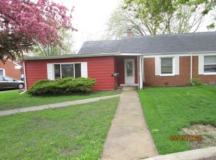 805 Sullivan Ct, Crest Hill, IL 60403