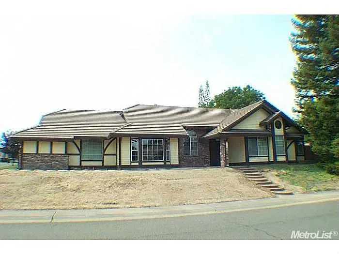 2308 Valley Forge Way photo 1