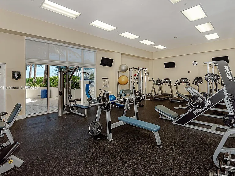 6917 Collins Ave #809 — Photo 41