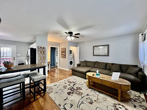 5th image of 30 Royal Dr #2-52337121