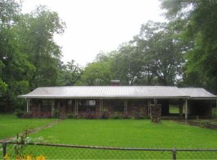 401 N 6th St, Oakdale, LA 71463