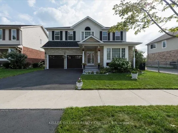 19 Thrushwood Dr, Barrie, ON L4N 0Z1