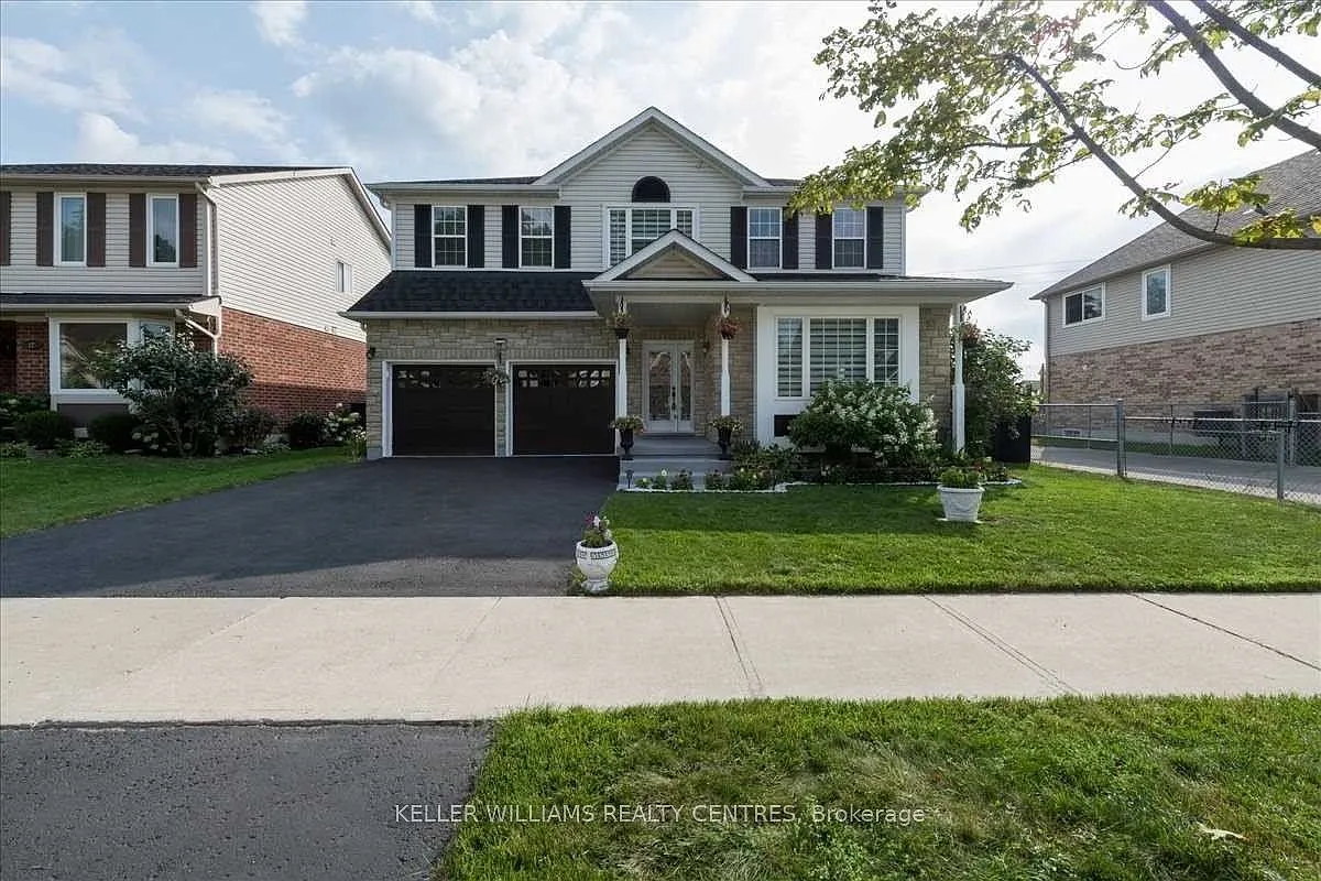 19 Thrushwood Dr photo 1