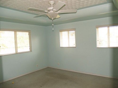 1st image of 834 W Bonnie Brae Ct
