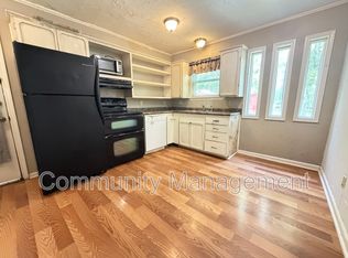 18819 Greenwell Springs Rd APT D1, Greenwell Springs, LA 70739