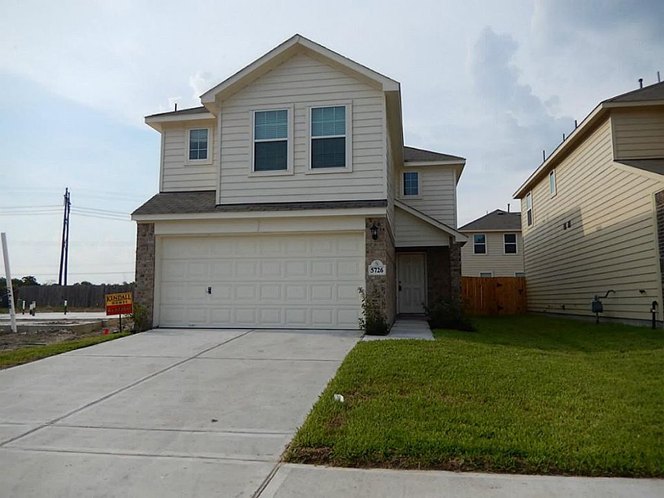 2nd image of 5726 Saluda Creek Ln