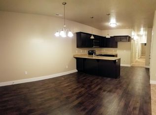 636 N Sun Peak Dr, Vineyard, UT 84058