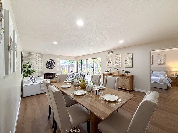 5th image of 1034 Romney Dr