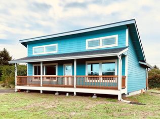 827 Vagabond Ave SW, Ocean Shores, WA 98569