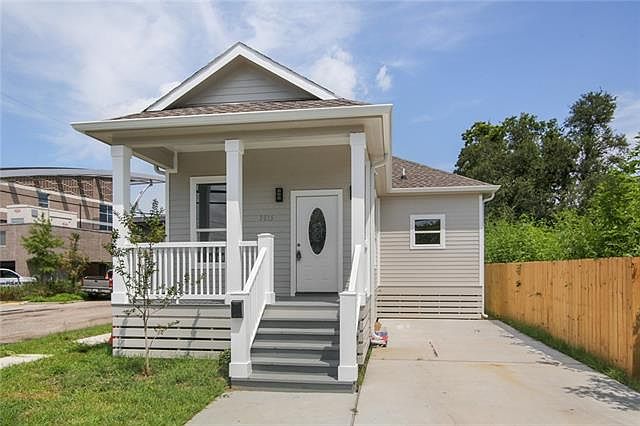 1st image of 7015 Olive St