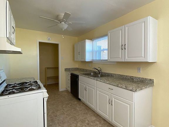 4th image of 113 Parkway Ave