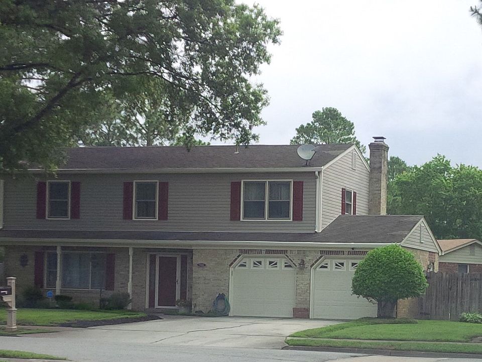 1st image of 704 Manor Dr