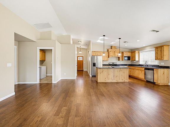 3rd image of 2287 SW Evie Ln