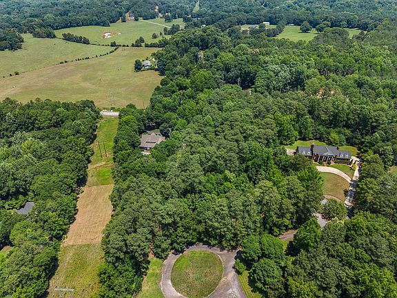 5th image of 190 Longleaf Dr