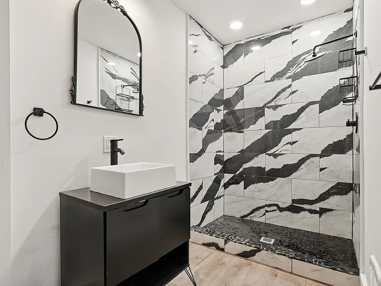 7040 Kedron St — Photo 14