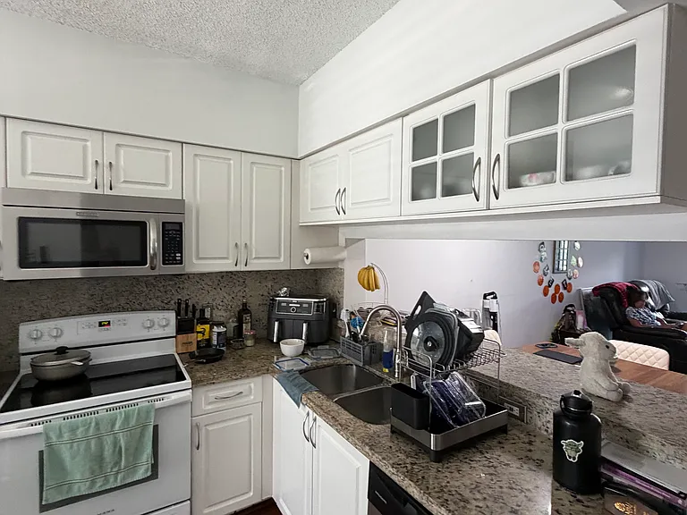 16667 Hemingway Dr — Photo 17