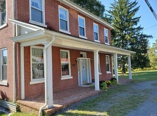 1196 Valley Rd, Tamaqua, PA 18252