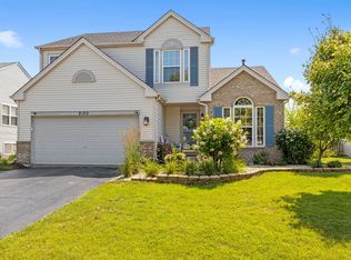 2102 Ashbrook Ct, Plainfield, IL 60586