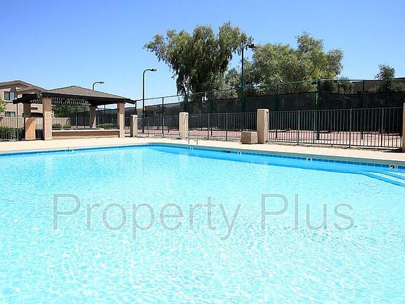 4th image of 3810 N Maryvale Pkwy APT 1016